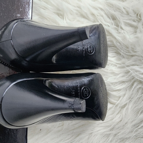 Auth Vintage 80s Chanel pump with patent - Picture 13 of 13